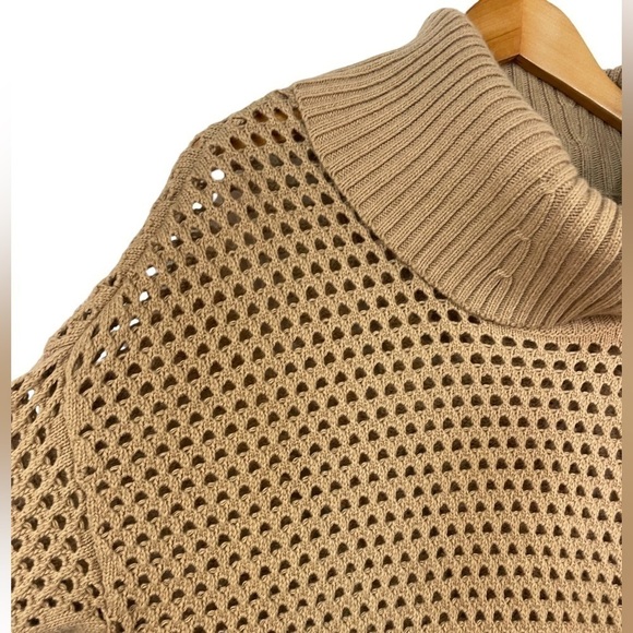 BCGB MaxAzria open weave oversized cowl neck sweater. Womens small. - Picture 2 of 4